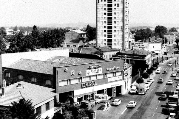 taquipneu-histoire-garage-annees70